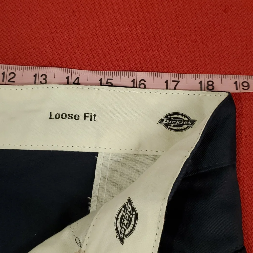 Dickies Work utility uniform shorts unisex check measurements NWOT 16 or 18 - Picture 2 of 11